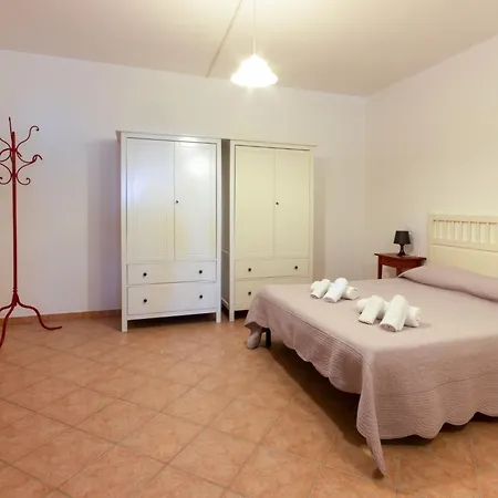 Le Debbiare-2 By Interhome Apartament Riparbella